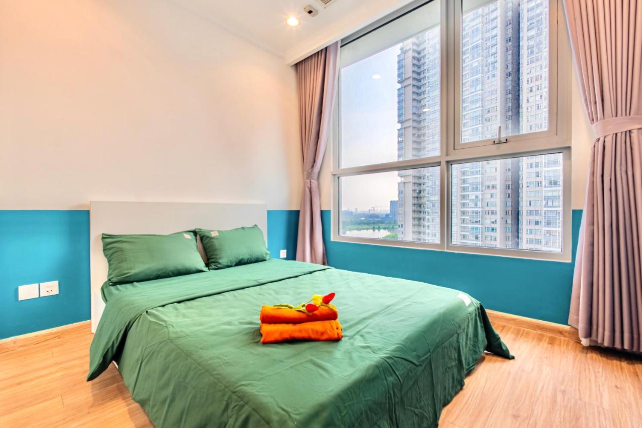 Moxy Hcmc Aparts - Vinhomes Central Park, Ice Rink Хошимін Екстер'єр фото