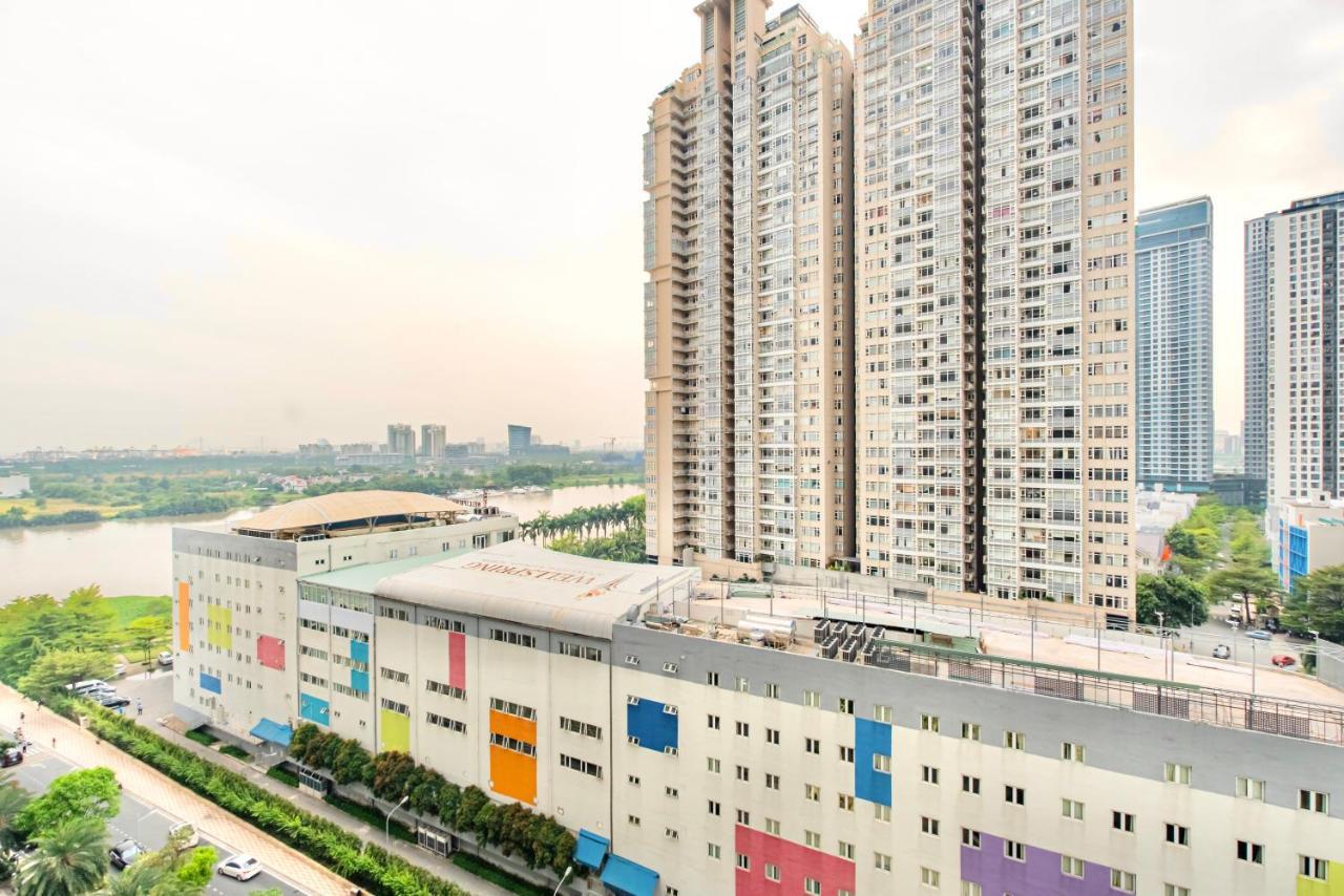 Moxy Hcmc Aparts - Vinhomes Central Park, Ice Rink Хошимін Екстер'єр фото