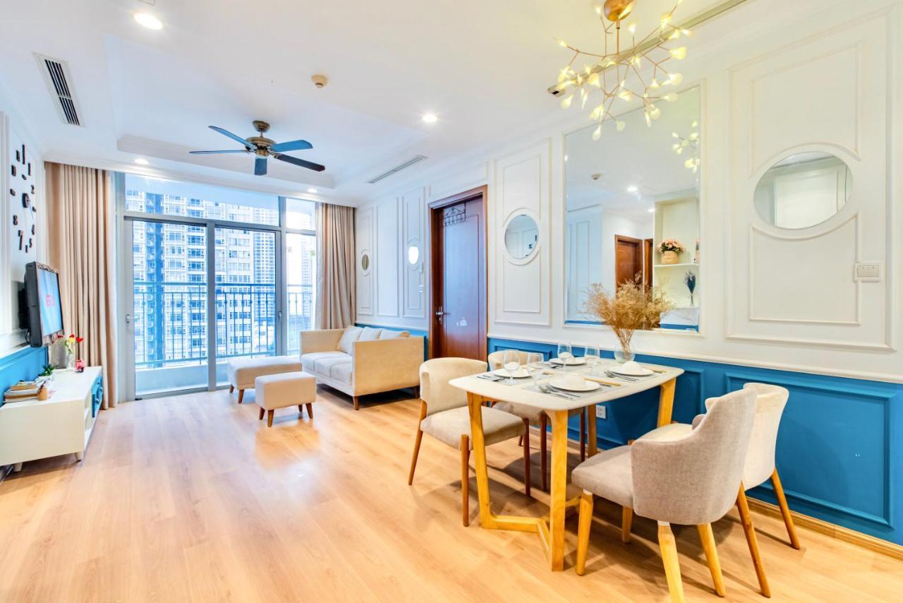 Moxy Hcmc Aparts - Vinhomes Central Park, Ice Rink Хошимін Екстер'єр фото