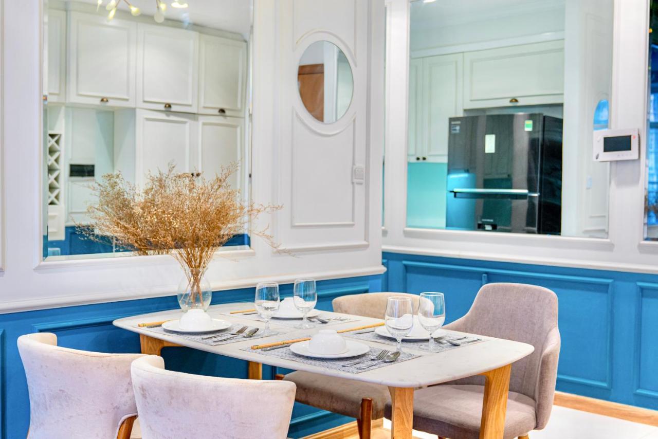 Moxy Hcmc Aparts - Vinhomes Central Park, Ice Rink Хошимін Екстер'єр фото