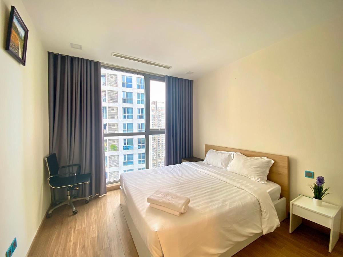 Moxy Hcmc Aparts - Vinhomes Central Park, Ice Rink Хошимін Екстер'єр фото